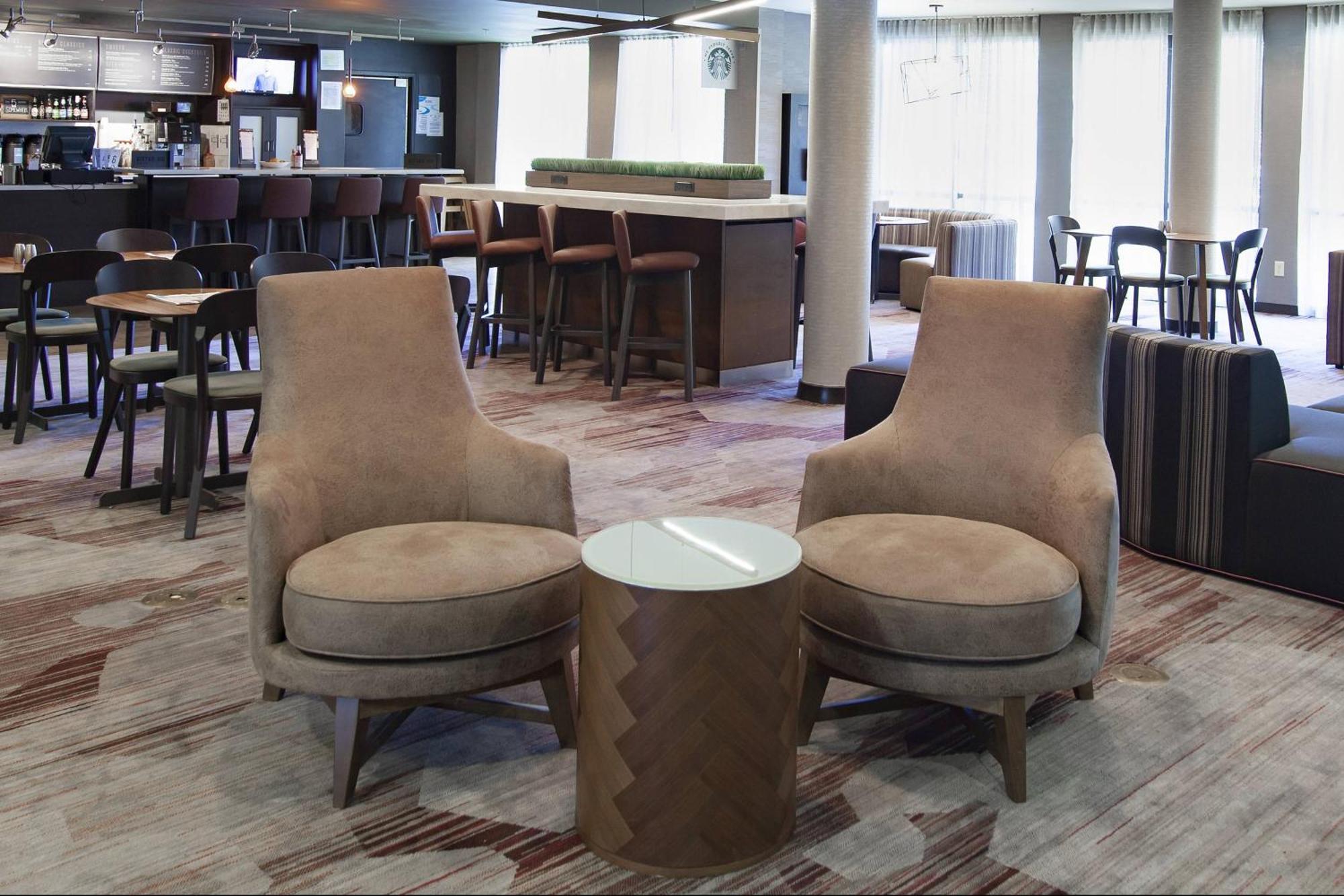Courtyard By Marriott Valdosta Hotel Buitenkant foto
