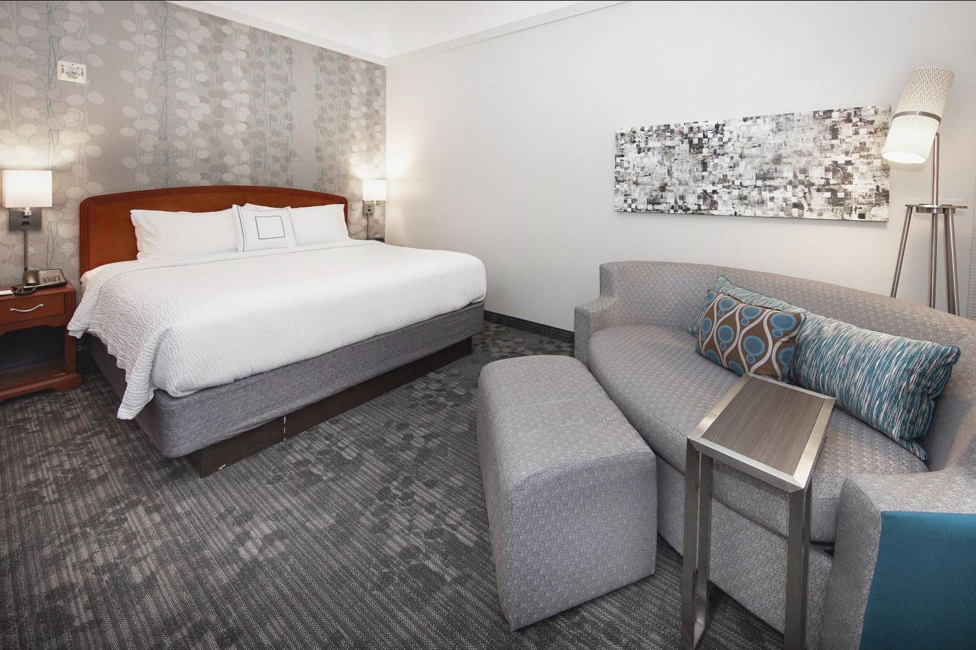Courtyard By Marriott Valdosta Hotel Buitenkant foto
